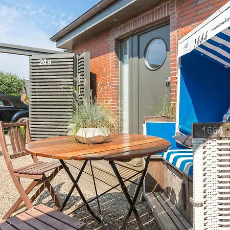 Willms Living Ocean Apartment